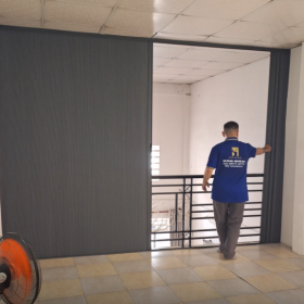 Vách Ngăn Gác Lửng